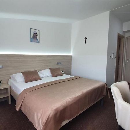 Hotel Glorija Međugorje エクステリア 写真